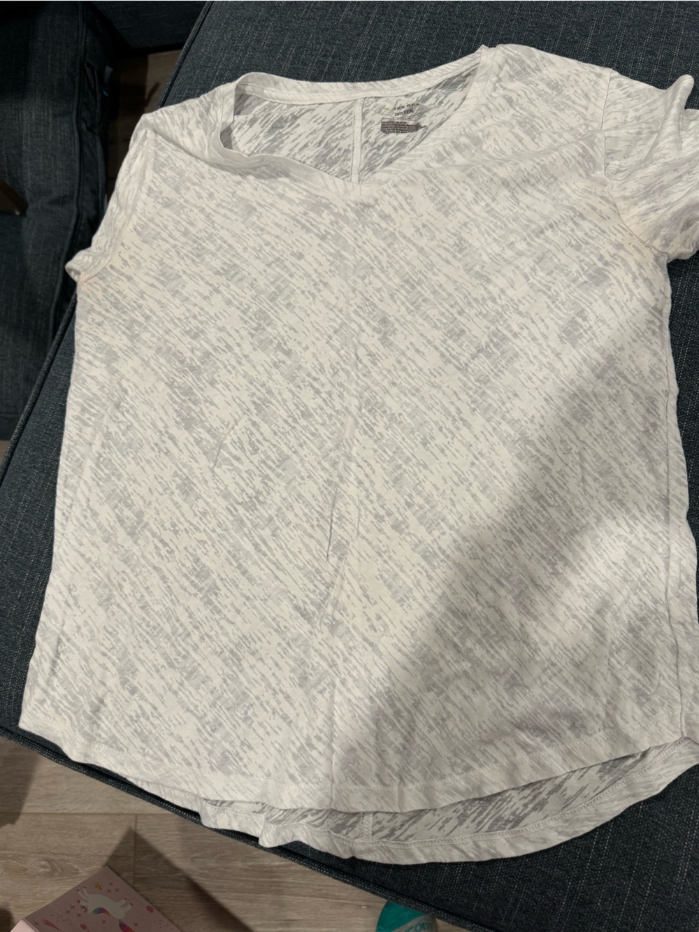 tek gear Heathered White and Light Gray Short Sleeve Crew Tee